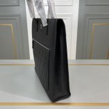 202201SS新作 FENDI フェンディ メンズ ハンドバックスーパーコピー