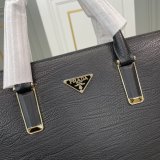 202202SS新作 Prada プラダ メンズ ハンドバックスーパーコピー