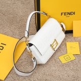 202202SS新作 FENDI フェンディ レディース ショルダーバックスーパーコピー