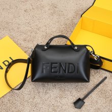202202SS新作 FENDI フェンディ レディース ショルダーバックスーパーコピー