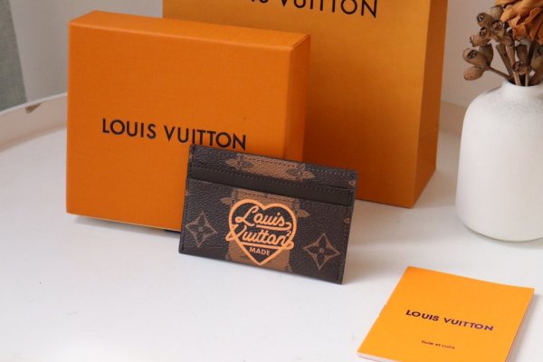 202203SSルイヴィトン LOUIS VUITTON 新作通販  長財布スーパーコピー
