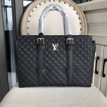 202204SS新作 Louis Vuitton ルイヴィトン メンズハンドバックスーパーコピー