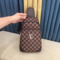 202204SS新作 Louis Vuitton ルイヴィトン メンズ ショルダーバッグスーパーコピー