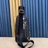 202204SS新作 Louis Vuitton ルイヴィトン メンズ ショルダーバッグスーパーコピー