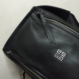 202204SS  ジバンシィGivenchyメンズ   ショルダーバッグスーパーコピー