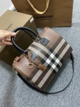 202204SS新作Burberry   バーバリー  レディース  ショルダーバックスーパーコピー
