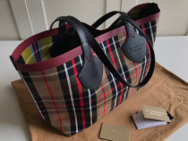 202205SS新作Burberryバーバリーレディース ハンドバックスーパーコピー