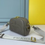 202205SS新作PRADAプラダレディース  ショルダーバックスーパーコピー