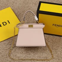 202206SS新作Fendiフェンディレディース ショルダーバックスーパーコピー