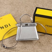 202206SS新作Fendiフェンディレディース ショルダーバックスーパーコピー