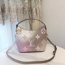 202206SS新作 Louis Vuitton ルイヴィトン   レディース  ショルダーバックスーパーコピー