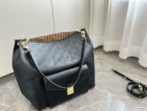 202206SS新作 Louis Vuitton ルイヴィトン   レディース  ショルダーバックスーパーコピー