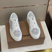 202206最新Burberryスニーカーメンズ  バーバリーシューズ靴 スーパーコピー