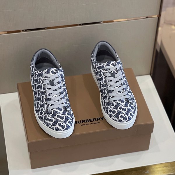 202206最新Burberryスニーカーメンズ  バーバリーシューズ靴 スーパーコピー