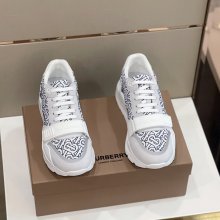 202206最新Burberryスニーカーメンズ  バーバリーシューズ靴 スーパーコピー
