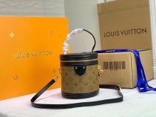 202207SSLouis Vuitton ルイヴィトン レディース  ショルダーバックスーパーコピー