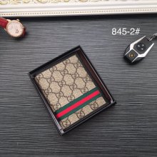 202207SS新作Gucciグッチ 短財布スーパーコピー