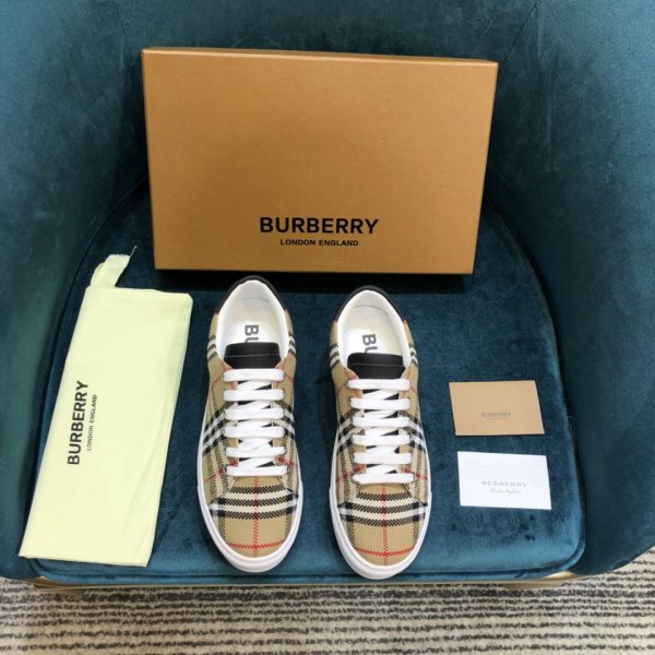 202208SS最新Burberryスニーカーメンズ バーバリー シューズ靴 スーパーコピー