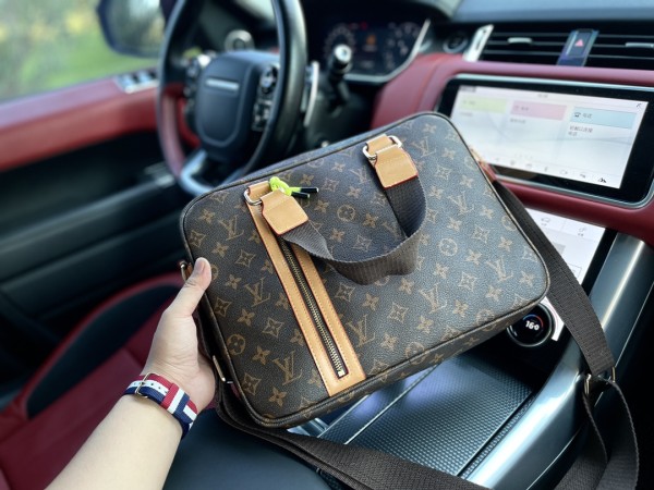 202209SS新作 Louis Vuitton ルイヴィトン メンズ ハンドバックスーパーコピー