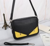 202209SS新作Fendi フェンディ メンズ  ショルダーバックスーパーコピー