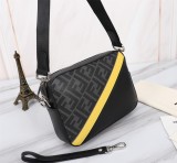 202209SS新作Fendi フェンディ メンズ  ショルダーバックスーパーコピー