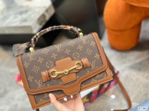 202209SS新作 Louis Vuitton ルイヴィトン  レディースショルダーバックスーパーコピー