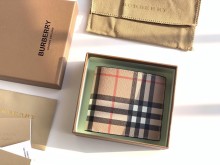 202210SS新作Burberry バーバリー  短財布スーパーコピー