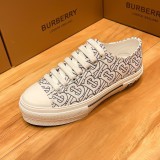 202210最新Burberryスニーカーメンズ  バーバリー シューズ靴 スーパーコピー