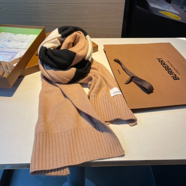 202211SS新作Burberryバーバリー レディースマフラースーパーコピー