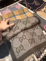 202211SS新作Gucciグッチ レディースマフラースーパーコピー