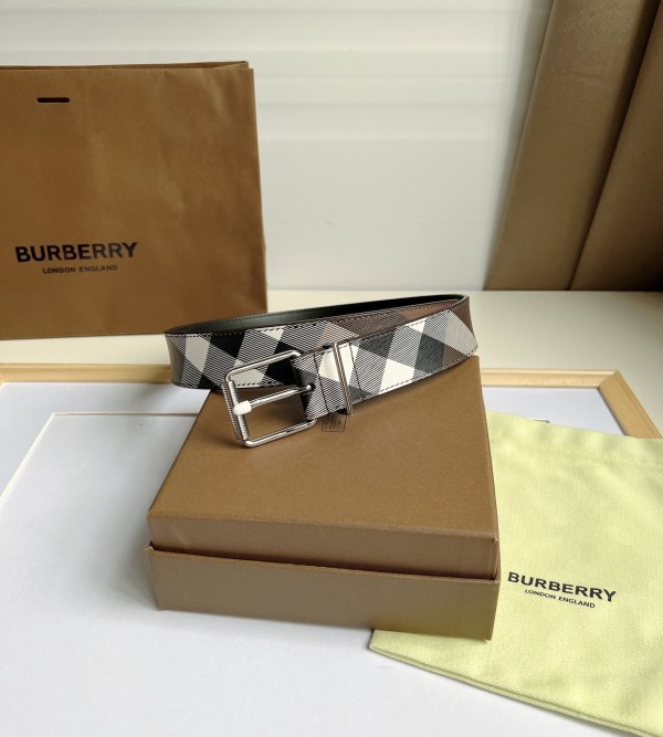 202211SS新Burberryバーバリーベルトスーパーコピー