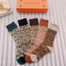 202211SS新作 Louis Vuitton ルイヴィトン 靴下って スーパーコピー