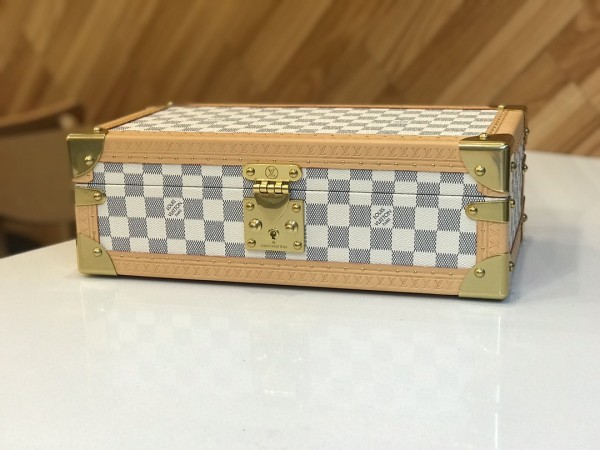 コフレ 8 モントル　ルイヴィトン/Louis Vuitton　ウォッチケース/時計ボックス/ハードケース　LV腕時計収納ボックス　白色ダミエ