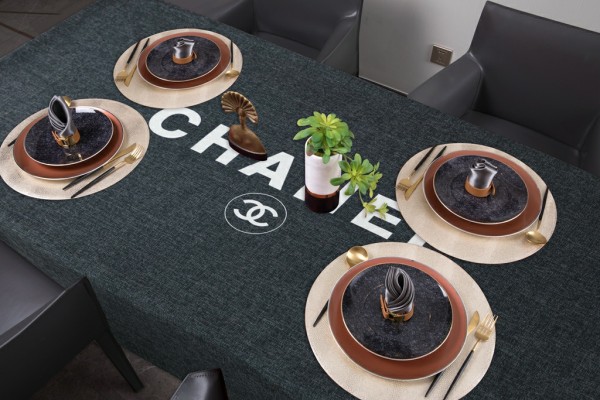 シャネル　テーブル掛け　テーブルクロスCHANEL　おしゃれ食卓カバー　リネン生地厚手　撥水防塵汚れ防止　インテリア北欧風カバー