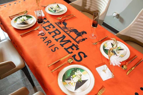 テーブルクロス　テーブル掛けHERMES　エルメス食卓カバー　リネン生地厚手　撥水防塵汚れ防止　インテリア雑貨机カバー北欧風