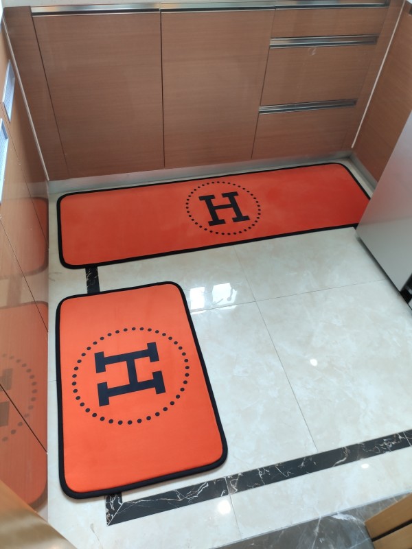 HERMES　エルメスマット　Hマーク絨毯　浴室/キッチンマット　玄関マット　滑り止め防音ラグ　吸水マット室内屋外