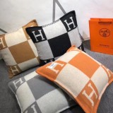 HERMES　エルメス　お部屋のアクセントに♪クッション　アヴァロン　Avalon Navy　Cushion　Hチェック柄　抱き枕カバー　まくら座布　団カバー　4色入れ