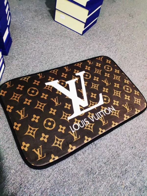 ルイヴィトン　LOUIS VUITTON　玄関マット超人気　モノグラム　LVマーク　ブラウン　キッチマット　バスマット
