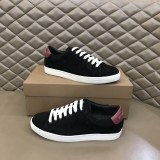 ★超人気Burberryバーバリー メンズ クラシック ロートップ スニーカー