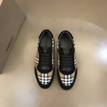 ★超人気Burberryバーバリー メンズ クラシック ロートップ スニーカー