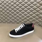 ★超人気Burberryバーバリー メンズ クラシック ロートップ スニーカー
