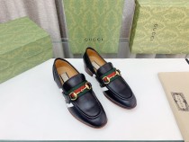 高品質Gucciグッチ クラシック ホースビット カーフスキン ローファー