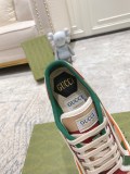高品質Gucci  2023 エクスプローシブ キャンバス シューズ メンズ レディース