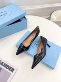 PRADA プラダ 通販カウンター キャットウォーク とんがりシューズ