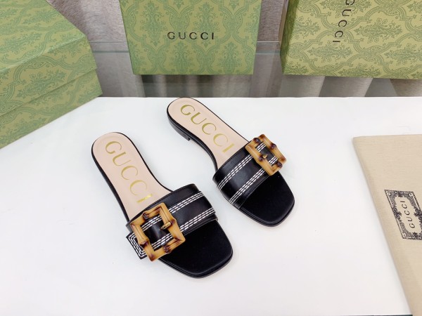 大人気Gucciグッチの新しいファッションオールマッチバンブーバックルスリッパ