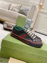 超話題!Gucci  2023 エクスプローシブ キャンバス シューズ メンズ レディース