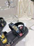Dior ディオール偽物 2023新作重工業刺繍ベルクロサンダルとスリッパ