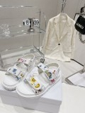 Dior ディオール通販 2023新作重工業刺繍ベルクロサンダルとスリッパ