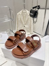 超話題!Dior ディオール 2023新作ベルクロサンダルとスリッパ