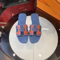 入手困難Hermesエルメスのハンドメイドスリッパ